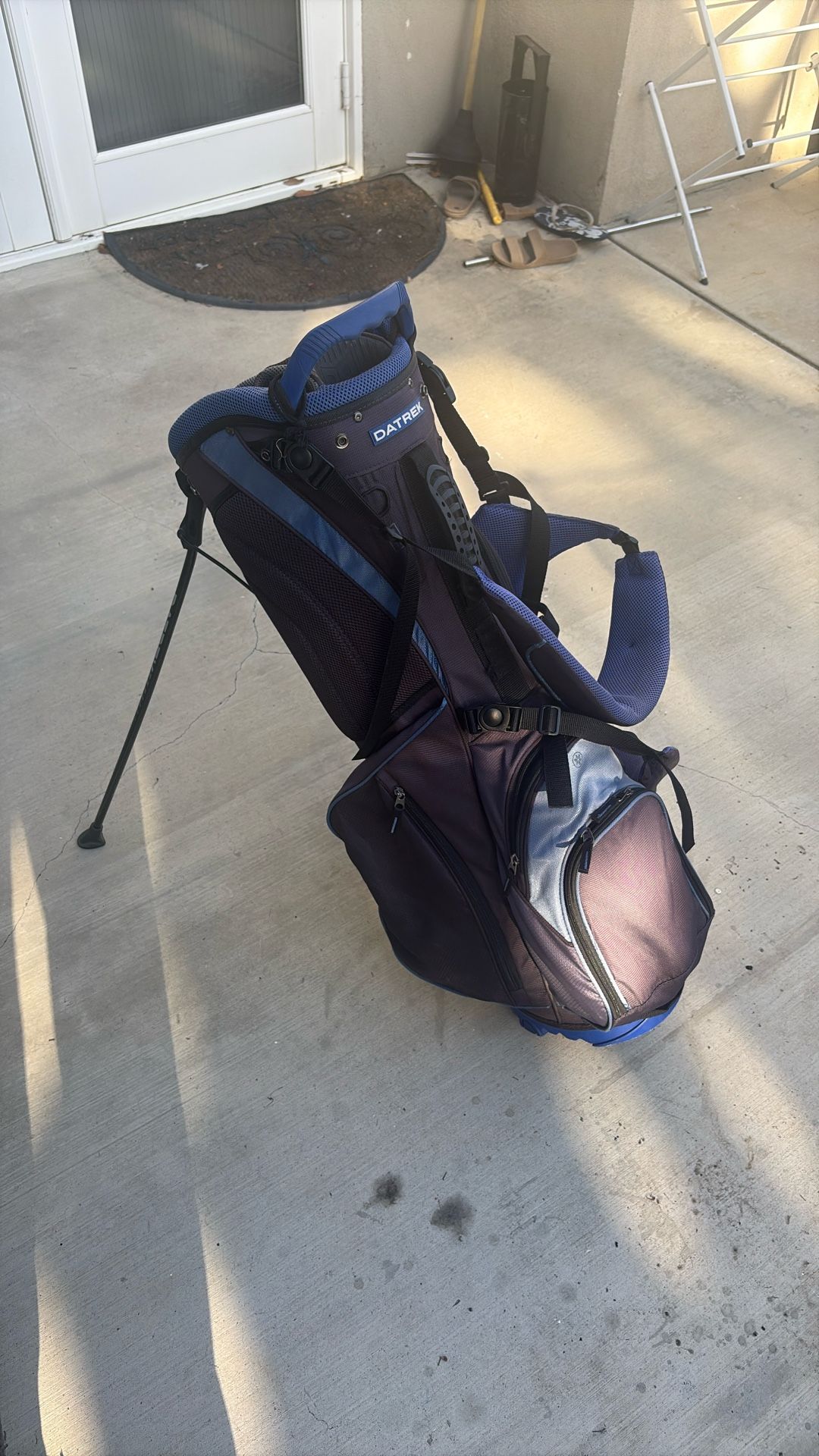 Datrek Lightweight Standing Golf Bag