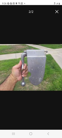 Used Hobart Pelican Head Attachment For Shredding Grating Slicing In Great Condition Won't Take Lower Offers