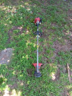 Redmax commercial Straight Shaft Weedeater