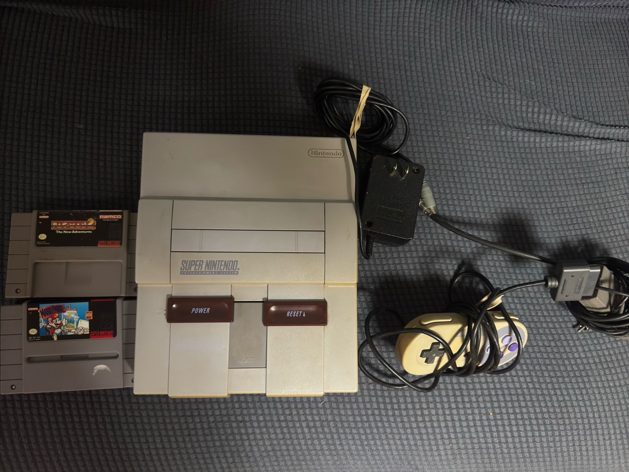 Super Nintendo Entertainment System (SNES)