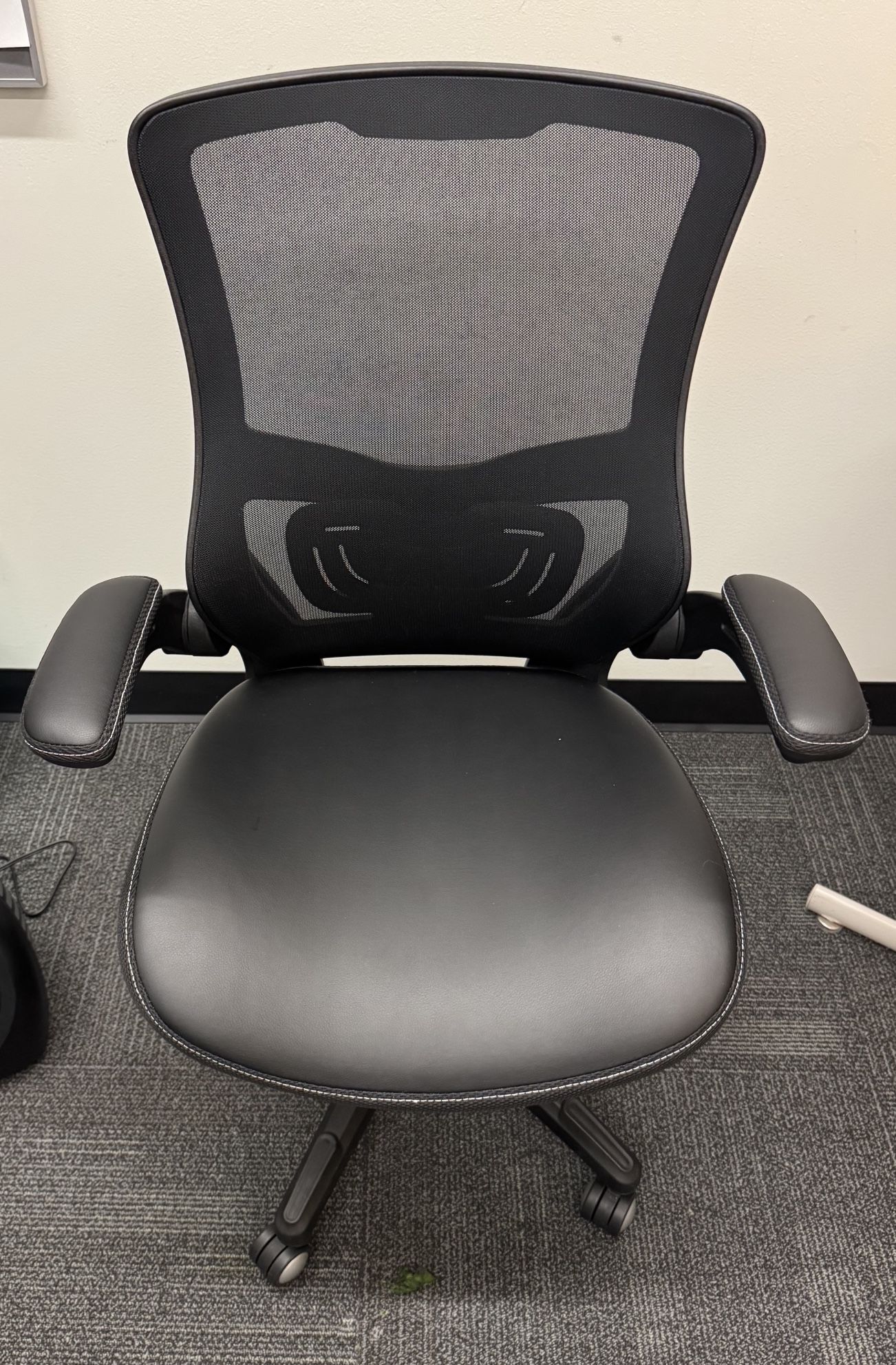 Ergonomic Office Chair w/ Adjustable Lumbar – Clean & Comfortable