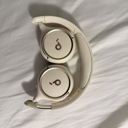 dcore (Anker), tipo over-ear.