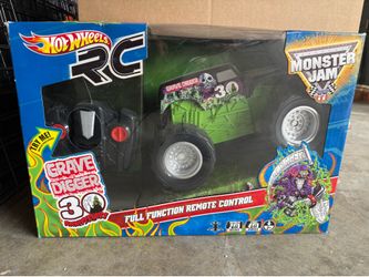 Hot Wheels Grave Digger RC Monster Truck