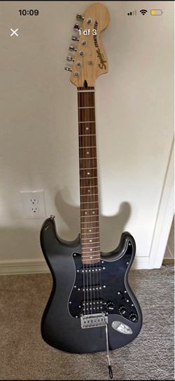 Squire fender guitar