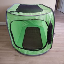   Pop Up Dog Kennel 