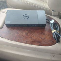 thunderbolt docking station for multiple screens. 