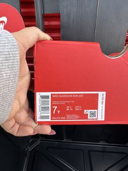 Nike RED Huarache Run