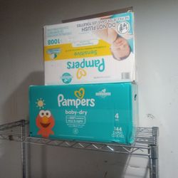 Pampers And Wipes New 