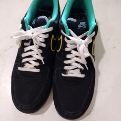 Size 15 NIKE AIR FORCE 