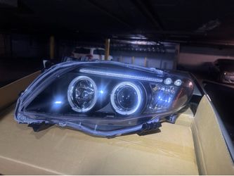 2009-2010  Toyota Corolla  headlights