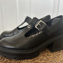 GBG Los Angeles Platform Heeled Oxford-8.5US