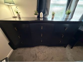 Bedroom Dresser & Nightstand