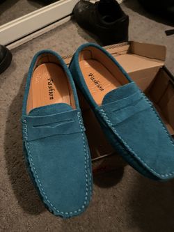 Loafers .  Men Moccasins Blue.  Size 10 - Comfortable Fit And Great Quality *OrBetterOffer**