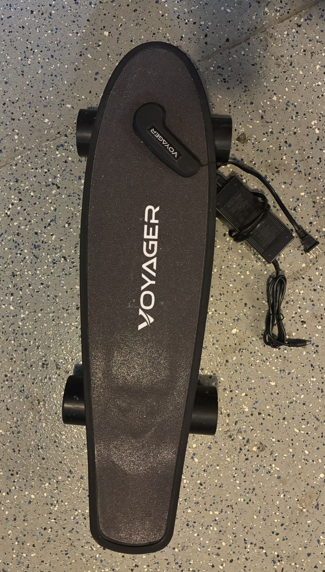 Voyager Skateboard w/ Remote!