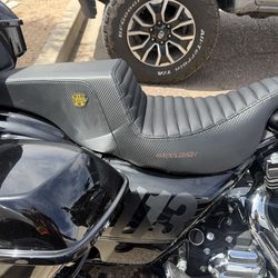 Saddleman step up seat 2015  Harley  Street Glide FLHX