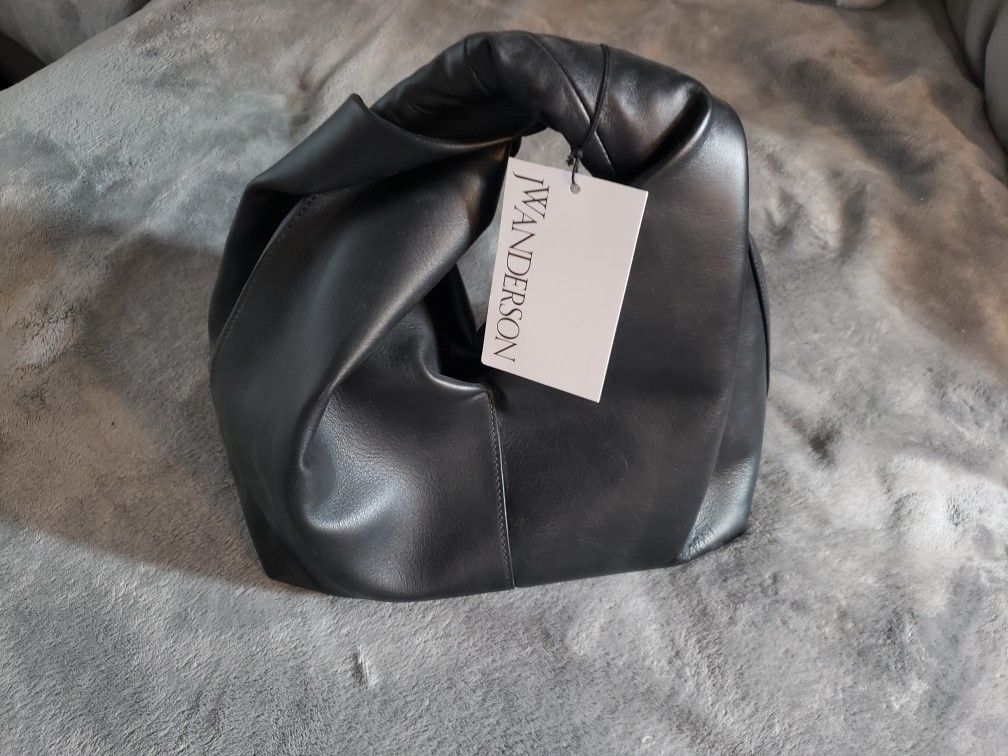 JW ANDERSON HANDBAG BLACK