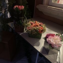 FLOWER CENTER PIECES 