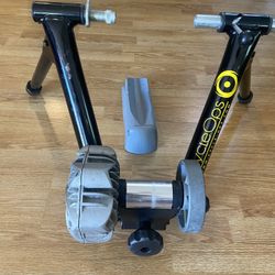 CycleOps Bike Trainer