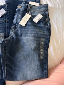 NWT Womens Jeans  3 PAIR !! 