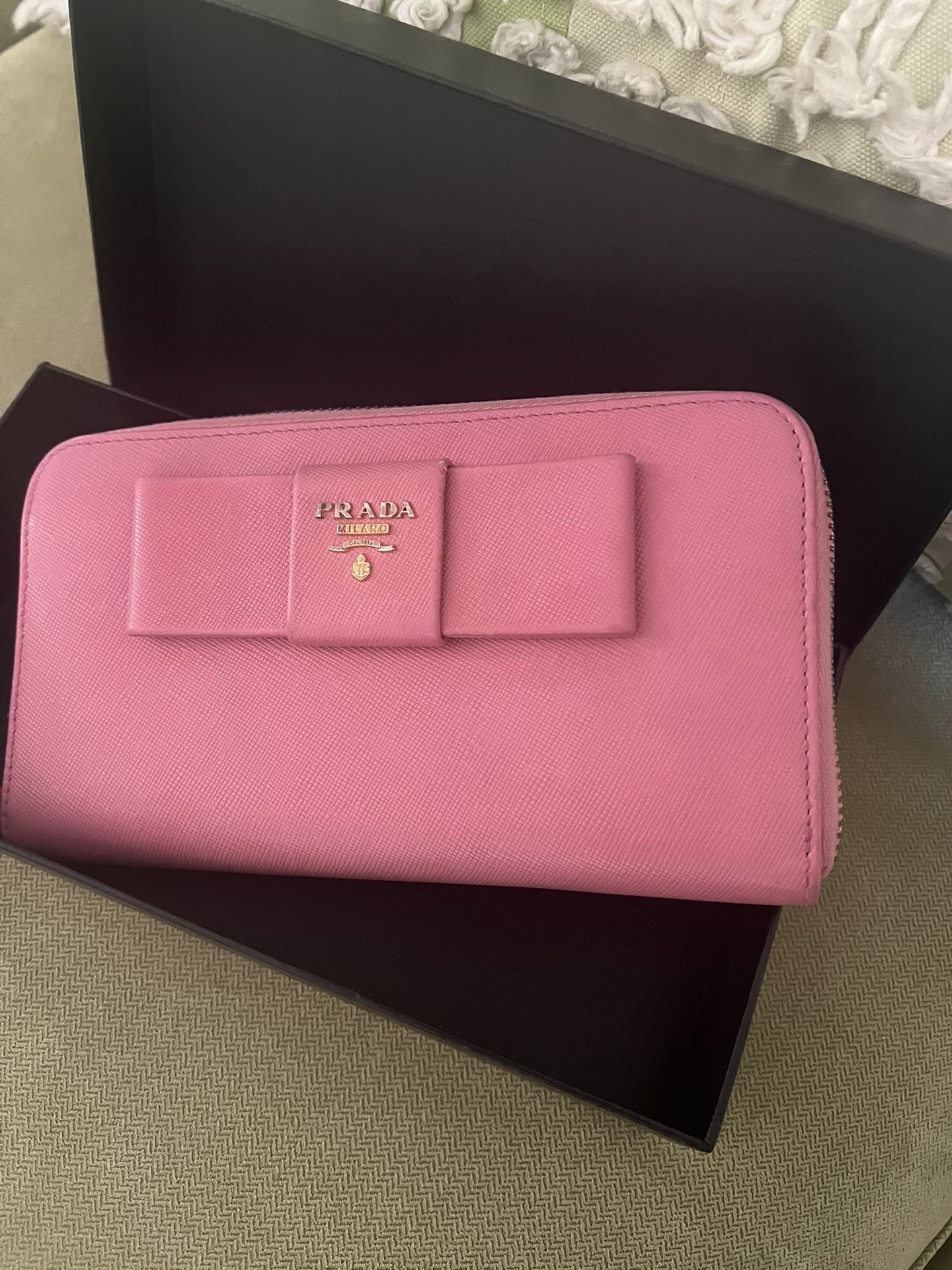 PRADA WALLET