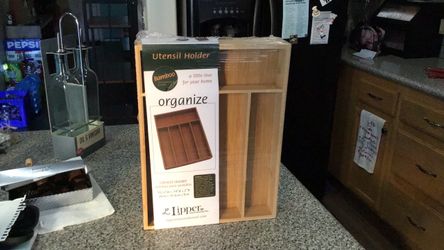 Lipper International Bamboo Utensil Holder