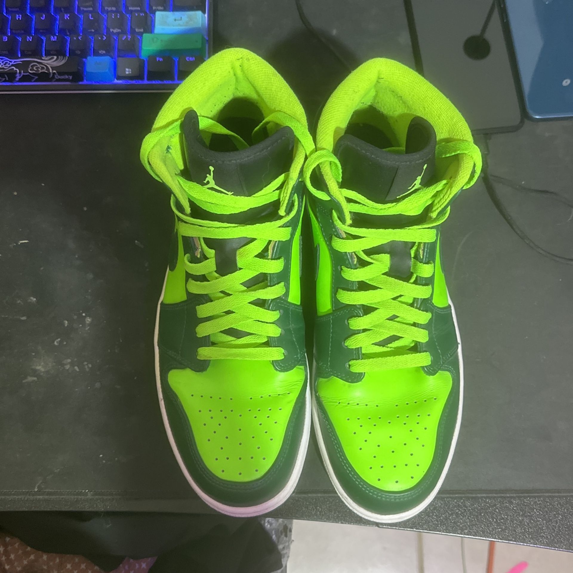 Jordan 1 Retro Mid George Green