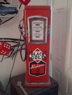 Wooden gas pump. ⛽️. Mancave.