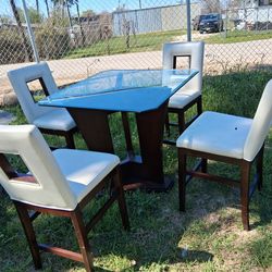 Dinning room table plus chairs