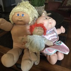 Cabbage patch dolls