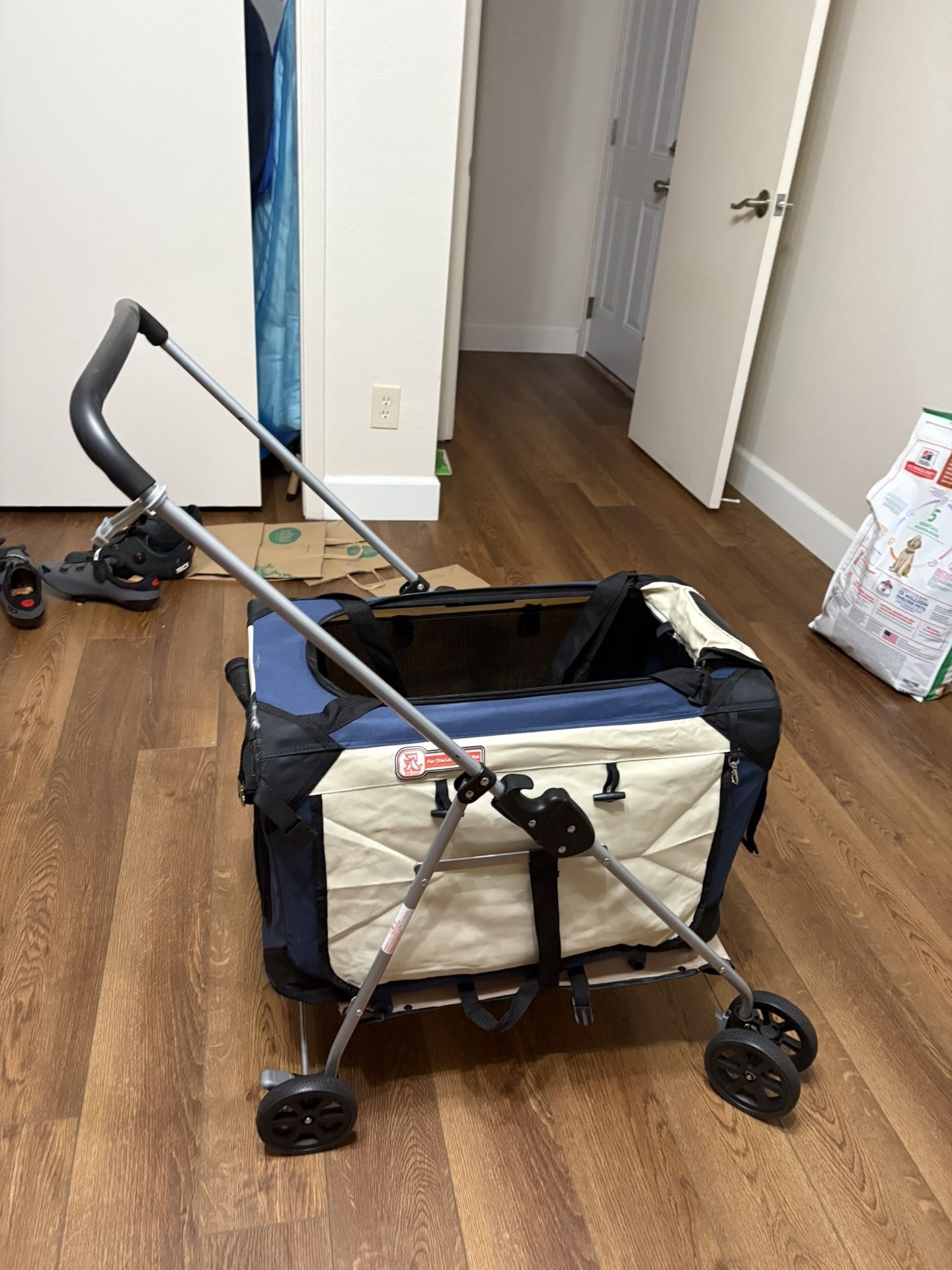 Pet stroller