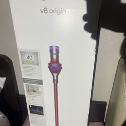 Dyson Vacuum 