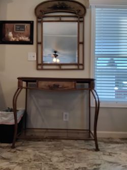 Medal entry table and mirror. Must pick up..CASH ONLY