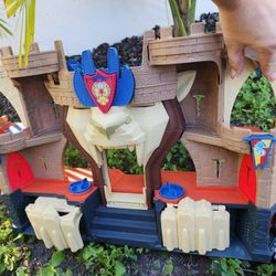 Fisher-Price Imaginext Lion's Den Castle