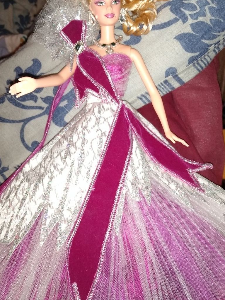 2005 Holiday Barbie