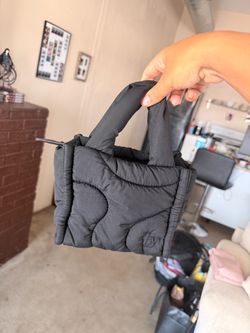 Thirty years puffer purse