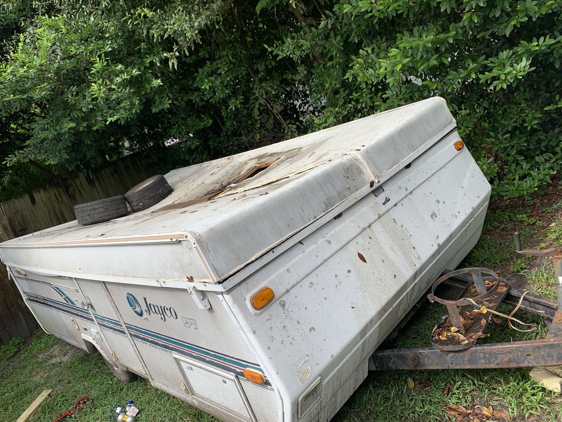 1994 jayco pop up camper in fair condition. Comes with clean title in hand.