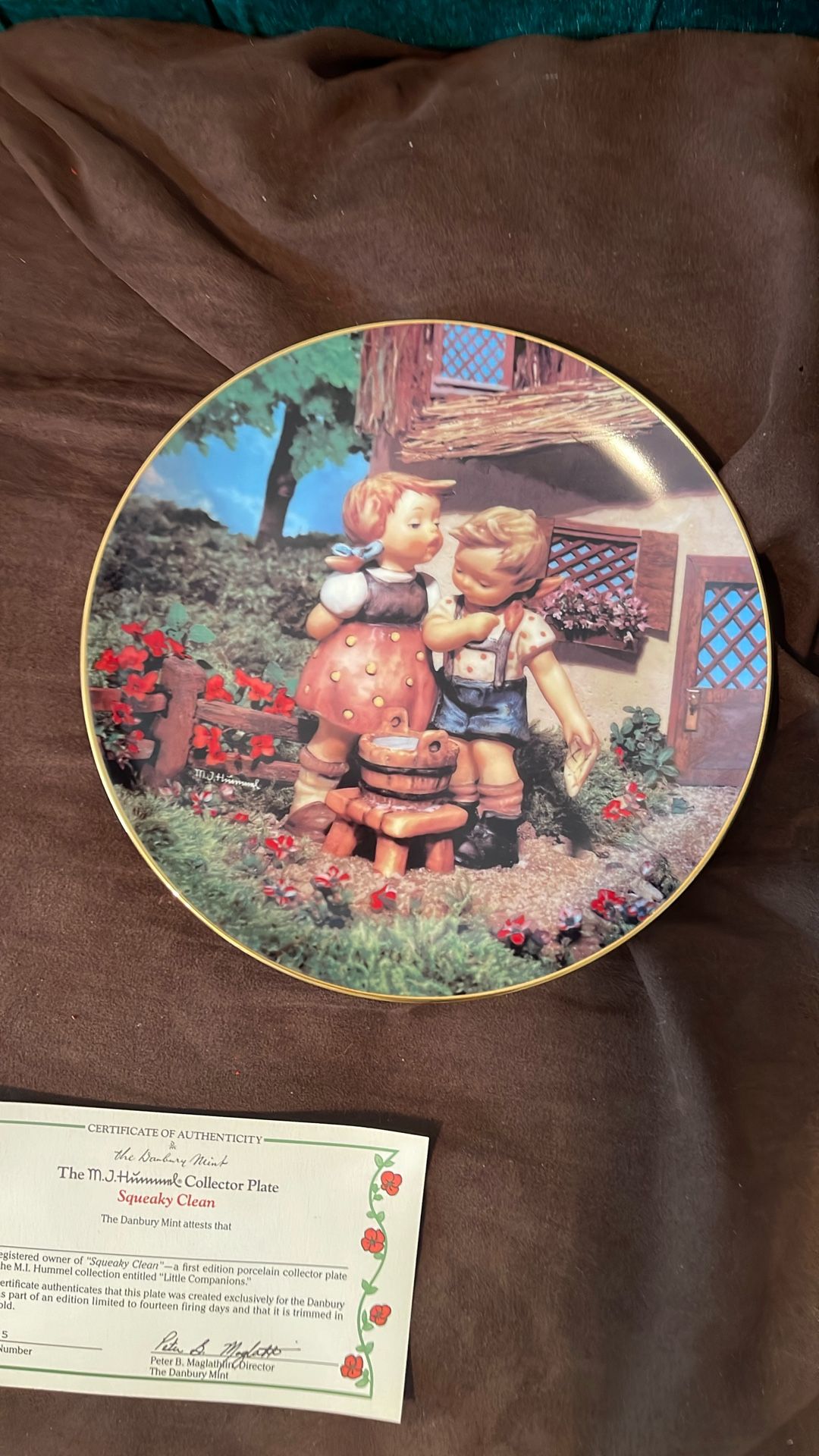 1990 Ltd Ed Hummel Plate Collection “Squeaky Clean”