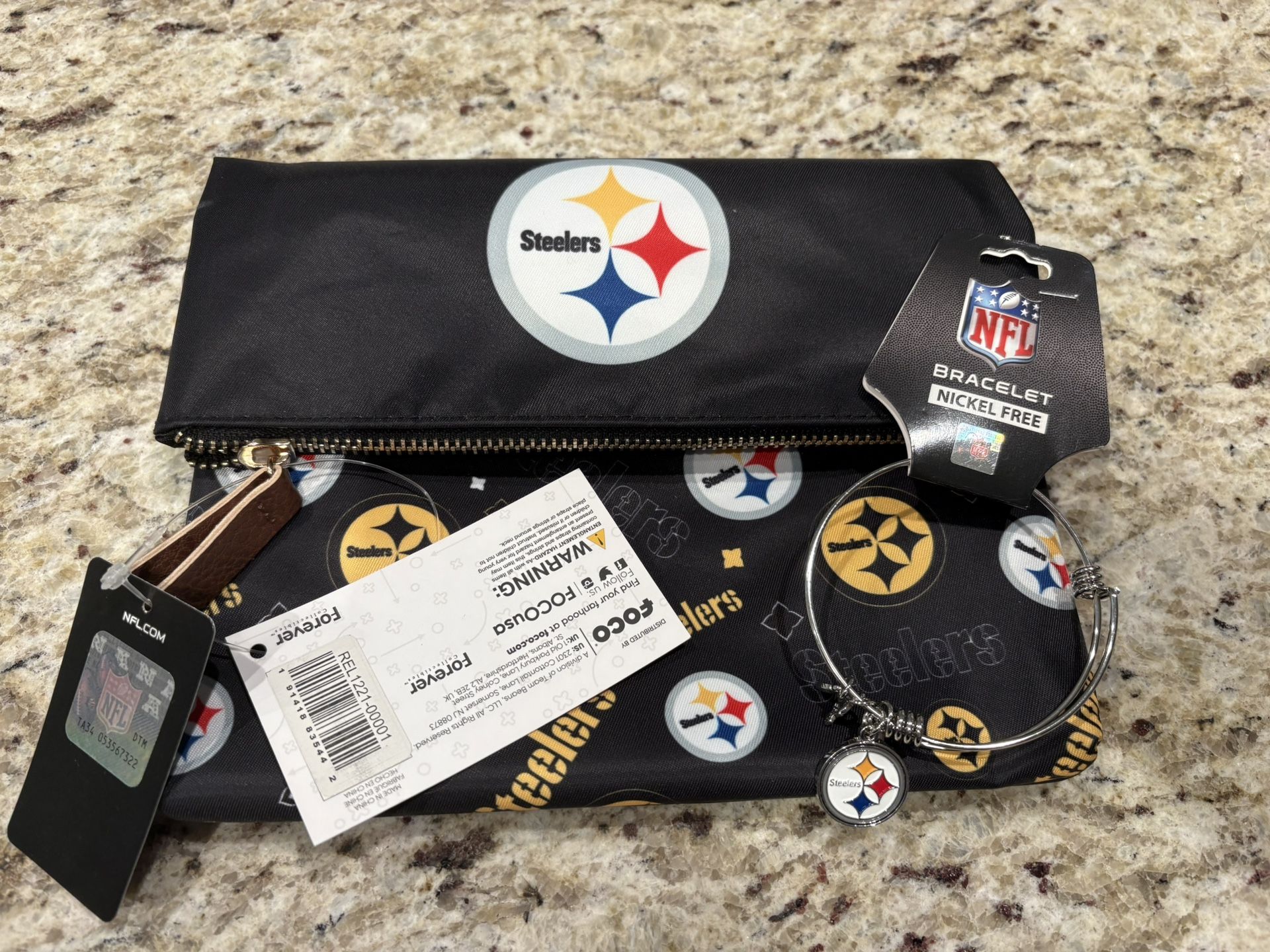 Pittsburgh Steelers Crossbody purse and bracelet