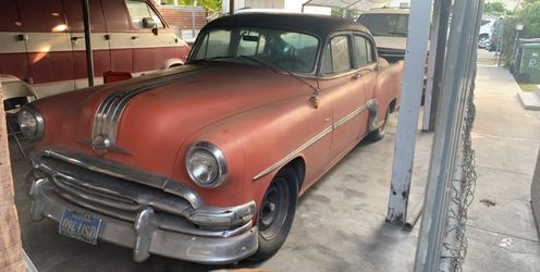 1954 Pontiac Star Chief