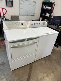 Used Whirlpool Washer and Gas Dryer Top Load Agitator