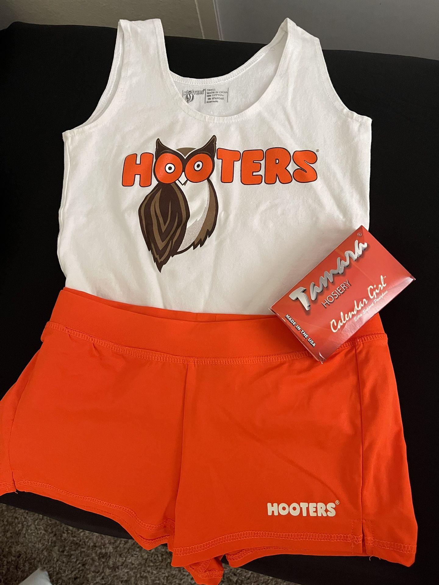 Hooters Costume