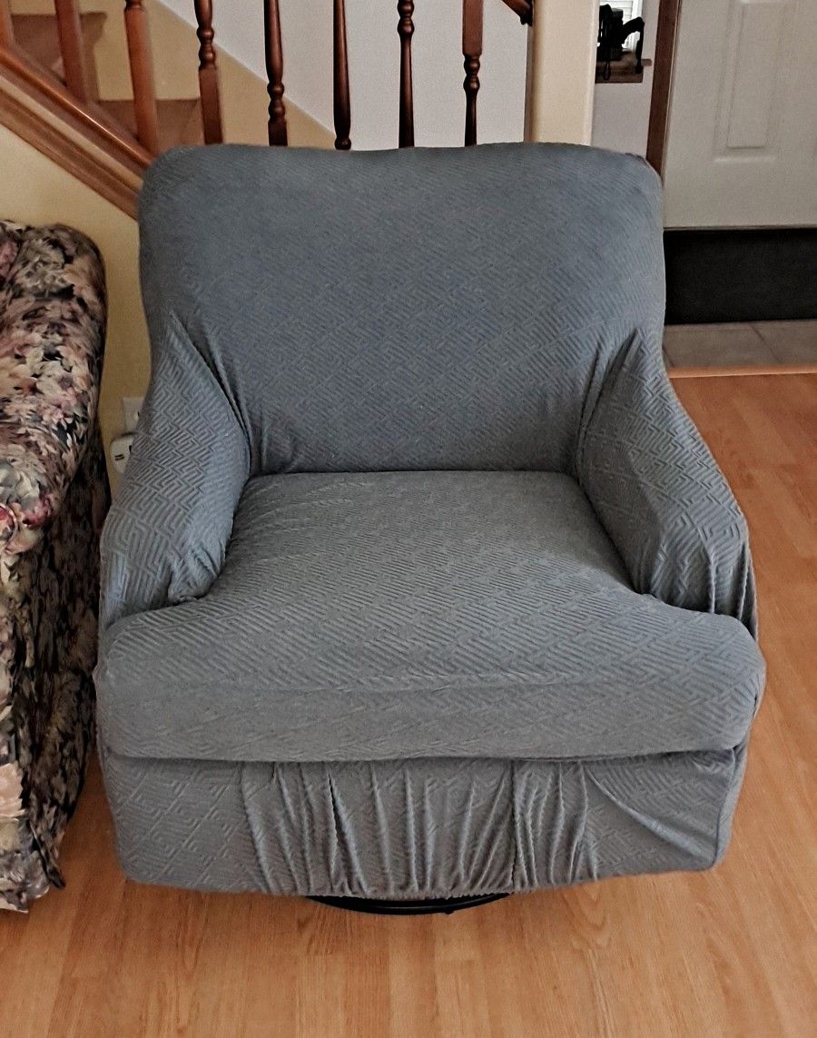 Comfortable Swivel - Rocker