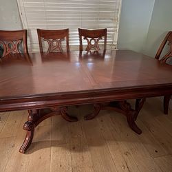 Beautiful Solid wood dining table
