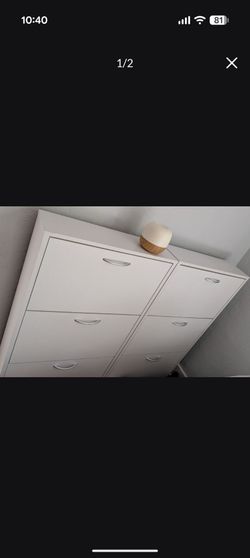 shoe racks in good condition (2 two)
