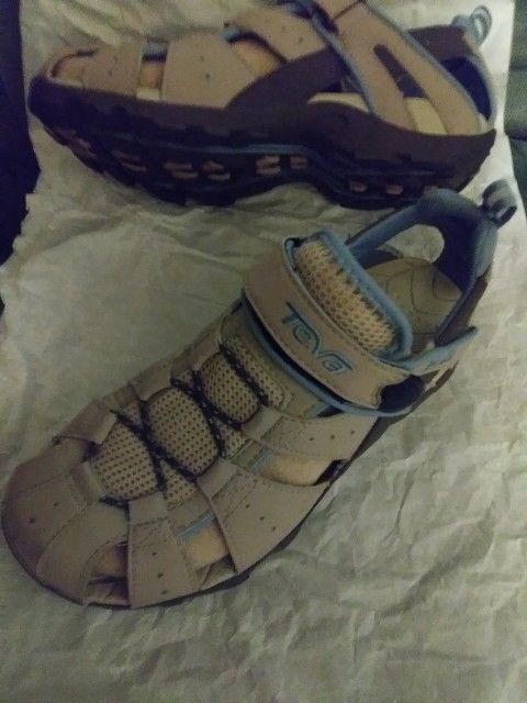 Teva Sandles Very Comfortable
