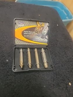 4 piece screw extractor set
