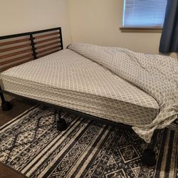 Himmline Queen Matress with bed adjusters