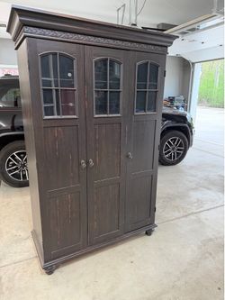 Armoire