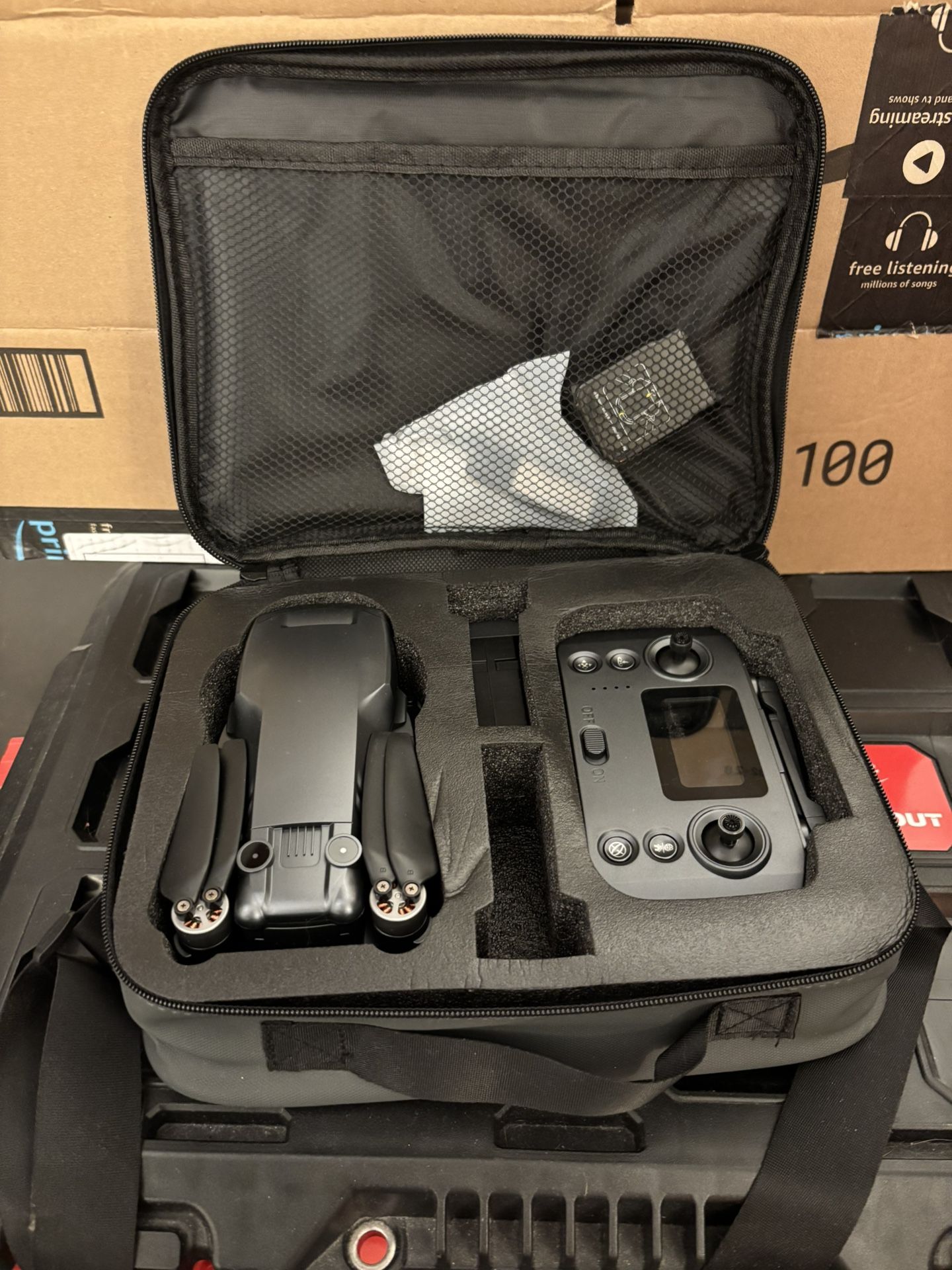 4K GPS Drone with 3-Axis Gimbal – Long Range – Carrying Case – Great Condition