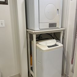Haier Dryer Hlp140E And Washer HLP 23E With Wood Rack